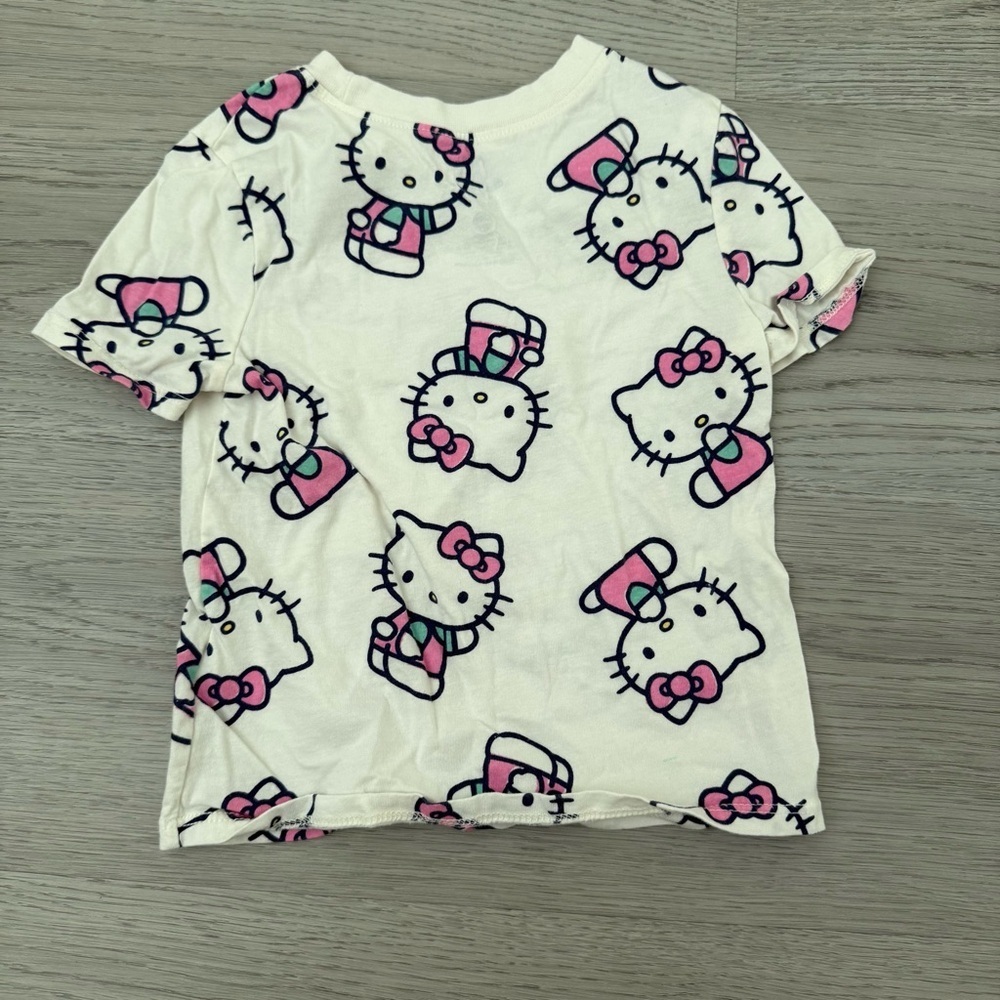 Sanrio Carters T-Shirt Bundle Pink Green White Toddler Girls 2T 4PK - Picture 4 of 10